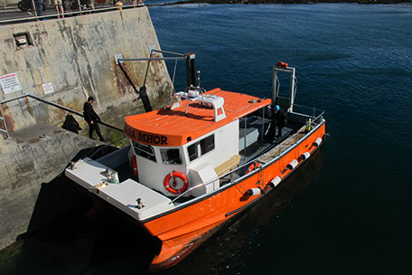 Access via the harbour steps at lower tides
